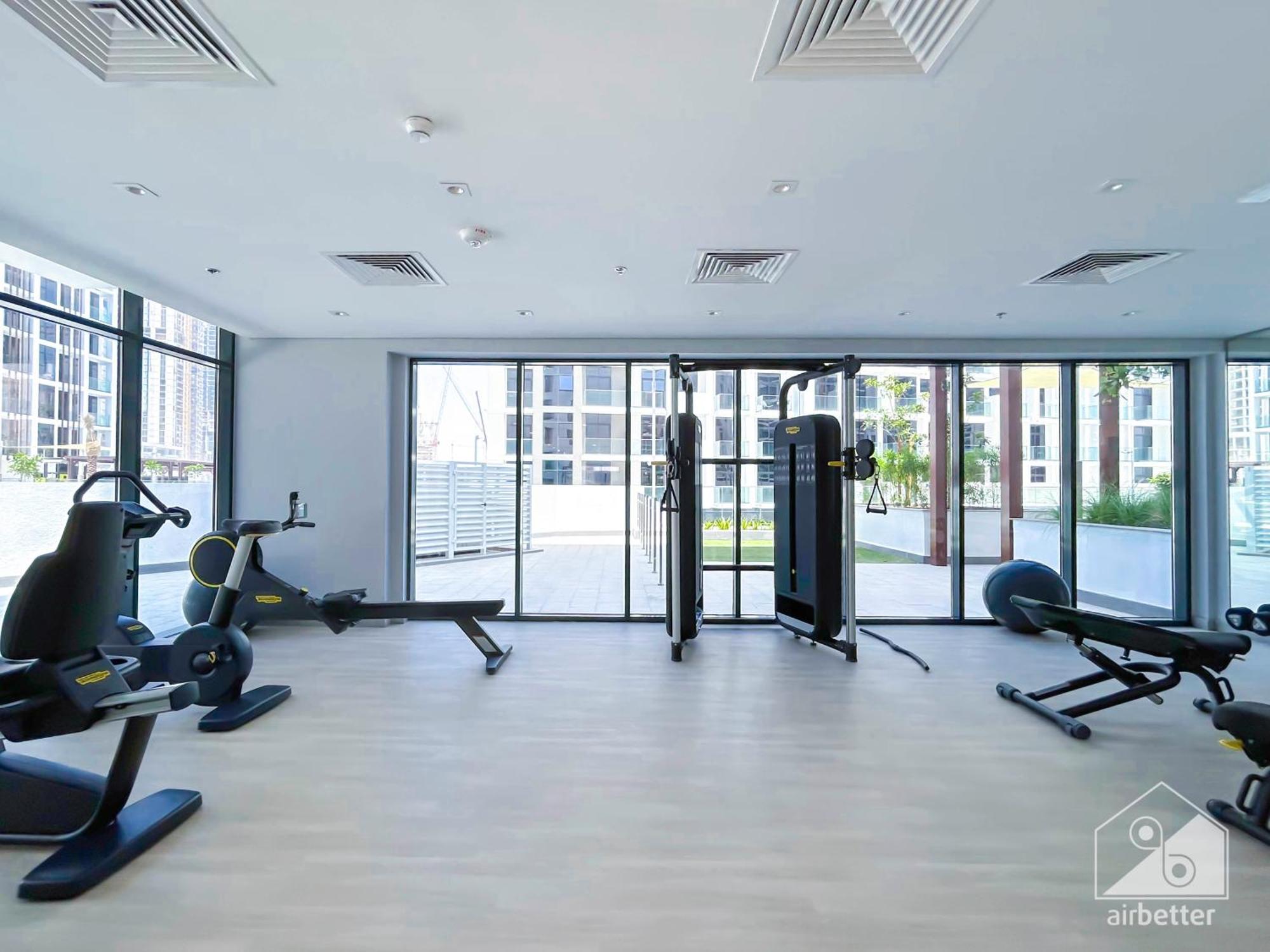 Charming Studio With Balcony In Azizi Riviera 두바이 외부 사진